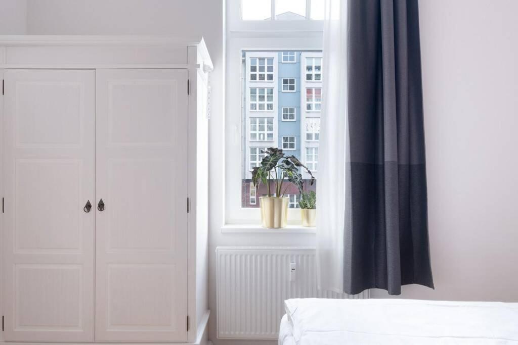 Sc 05 By Rockchair Apartments L Superhost Status L 2 Bedrooms Boxspringbeds Balcony Elevator - Cozy Family & Business Flair Welcomes You! Berlin Exterior photo