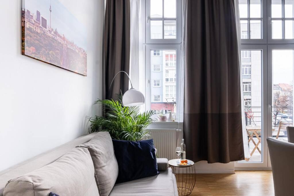 Sc 05 By Rockchair Apartments L Superhost Status L 2 Bedrooms Boxspringbeds Balcony Elevator - Cozy Family & Business Flair Welcomes You! Berlin Exterior photo